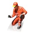 thumbnail image 2 of Accesorios para gasolineras en miniatura a escala 1/64 para oficinas y aficionados. Auxiliar de gas en cuclillas, 2 of 8
