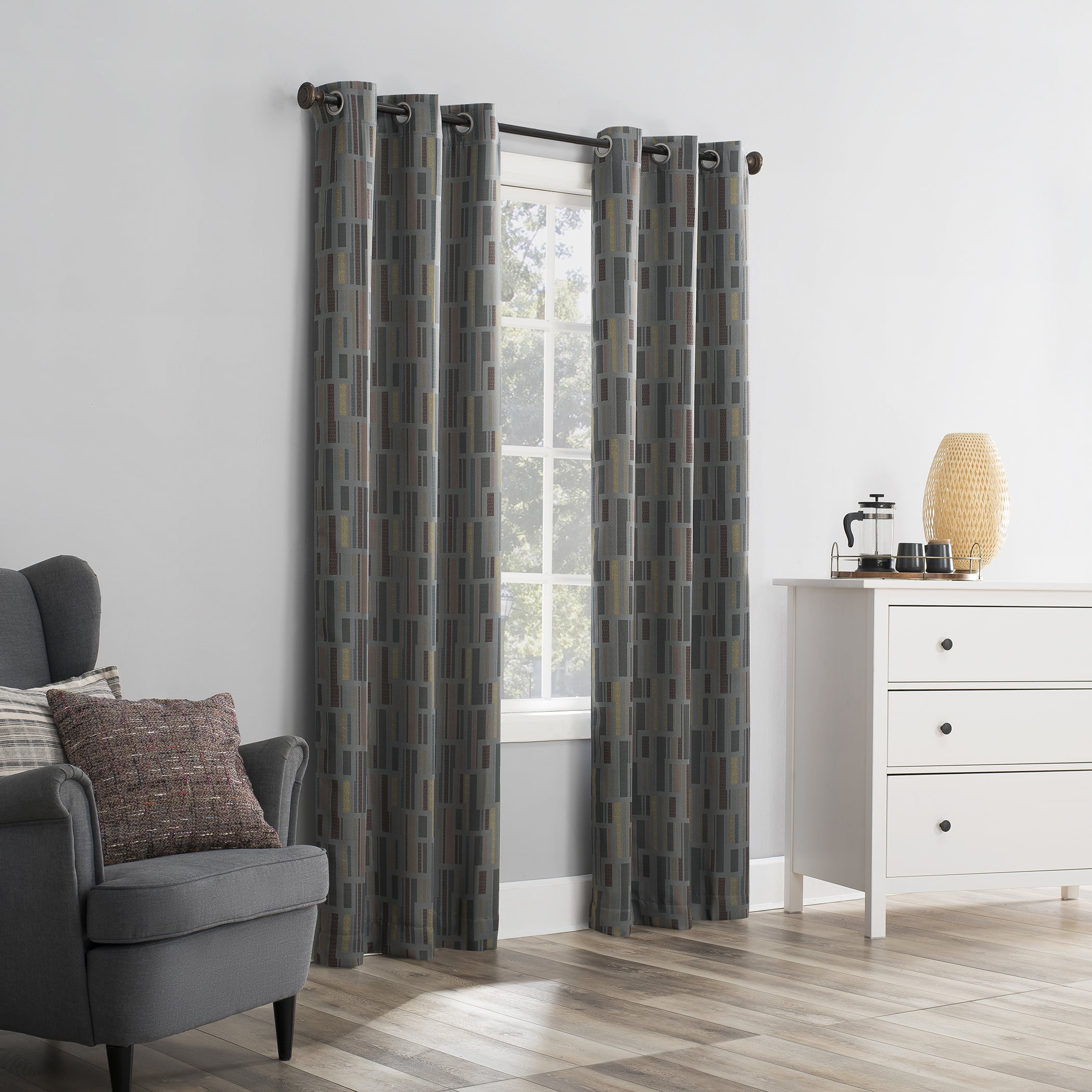 Mainstays Blackout Grommet Single Curtain Panel, 1 Panel, Gray Geometric, 40"W x 84"L