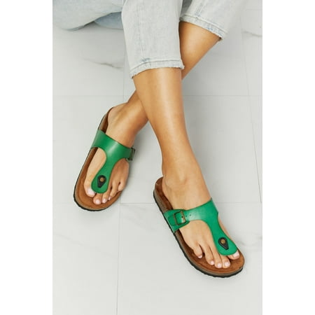 

MMShoes Drift Away T-Strap Flip-Flop in Green