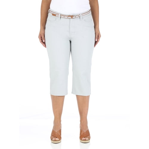 plus size black capris