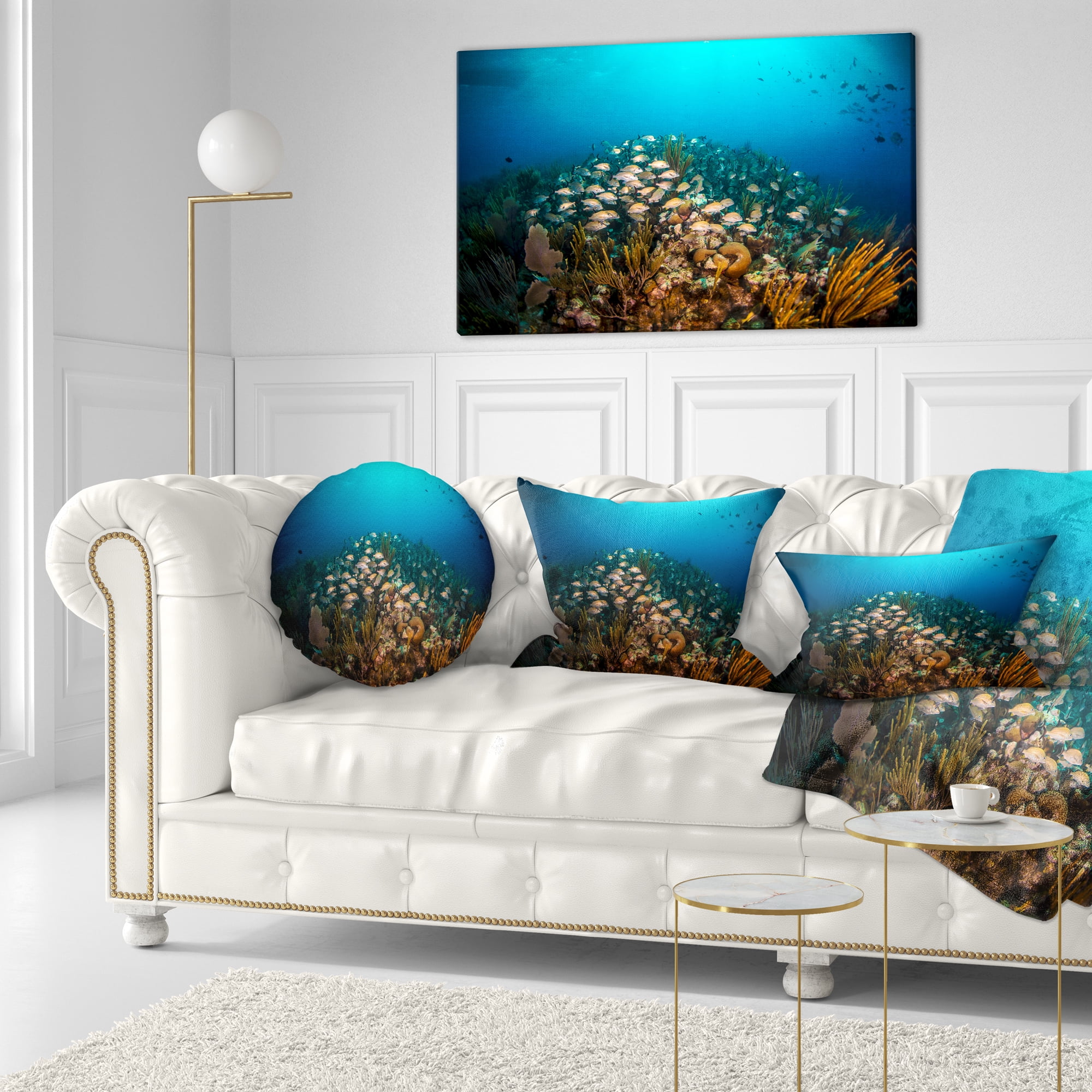 Designart School of Grunts Swimming in Water - Landscape Printed Throw Pillow - 12x20
