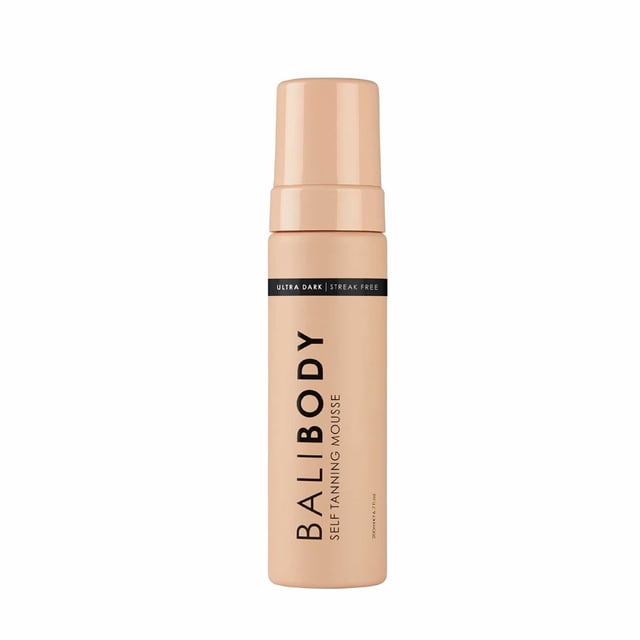 BALI BODY Espuma Autobronceadora - Tono Bronceado Natural Ultra Oscuro Sin Rayas Autobronceador Tintado con Base Verde Vegano y Libre de Crueldad (200 ml/6.7 fl oz)