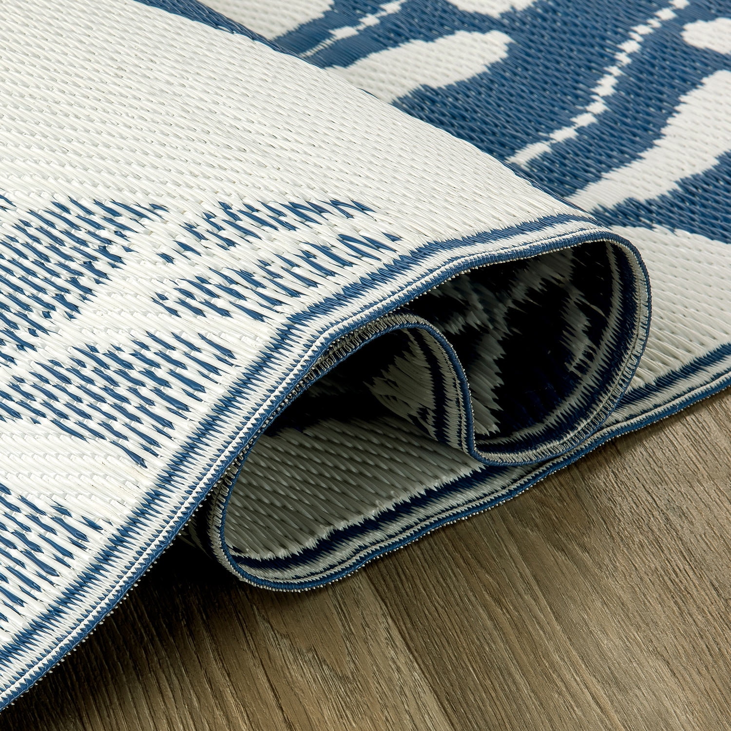 World Rug Gallery Tropical Floral Leaf Reversible Recycled Plastic Outdoor Picnic Mat, Camping Rug, RV Rug - NAVY 5'x7'