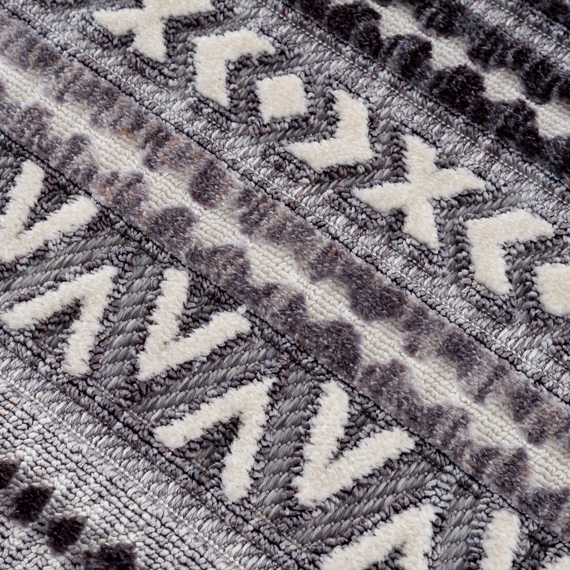 United Weavers Keya Taima Transitional Distressed Area Rug, Grey, 7'10" x 10'6"