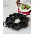 thumbnail image 4 of Lodge Cast Iron Seasoned Cast Iron Holiday Wreath Pan, 4 of 8