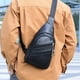 thumbnail image 5 of Mochila cruzada de cuero ZJT250121973 | Bolso bandolera ligero con orificio para auriculares, correa de hombro ajustable, bandolera de gran capacidad para senderismo, viajes, trabajo, uso diario, 5 of 5