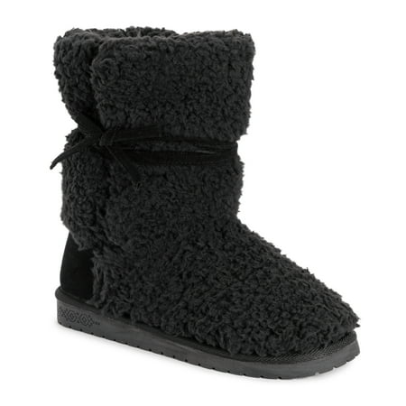 

Essentials by MUK LUKS® Women s Clementine Boots
