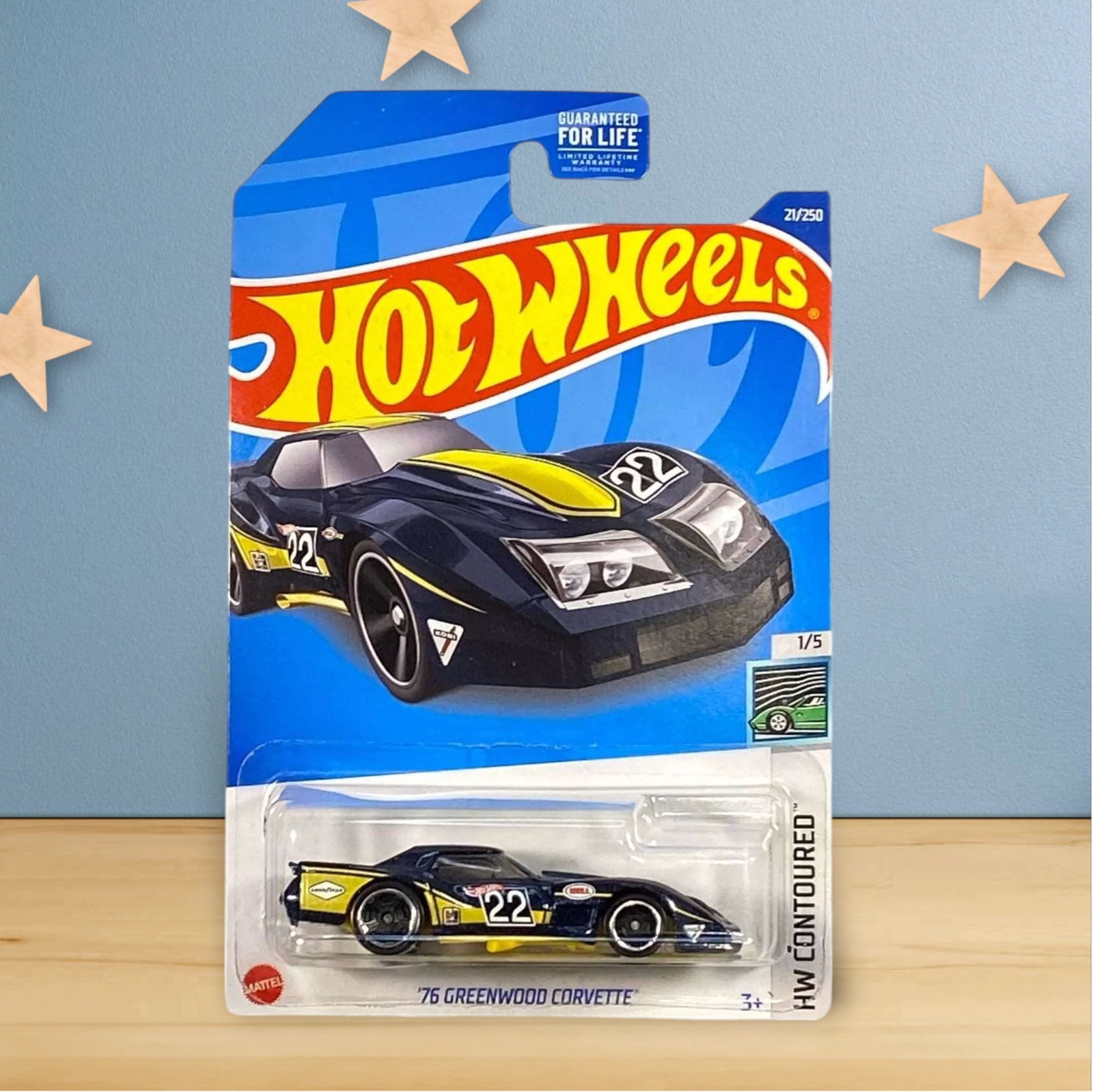 Hot Wheels Aston Martin Vantage GTE – HW Exotics 9/10, Short Card, Mattel 2022