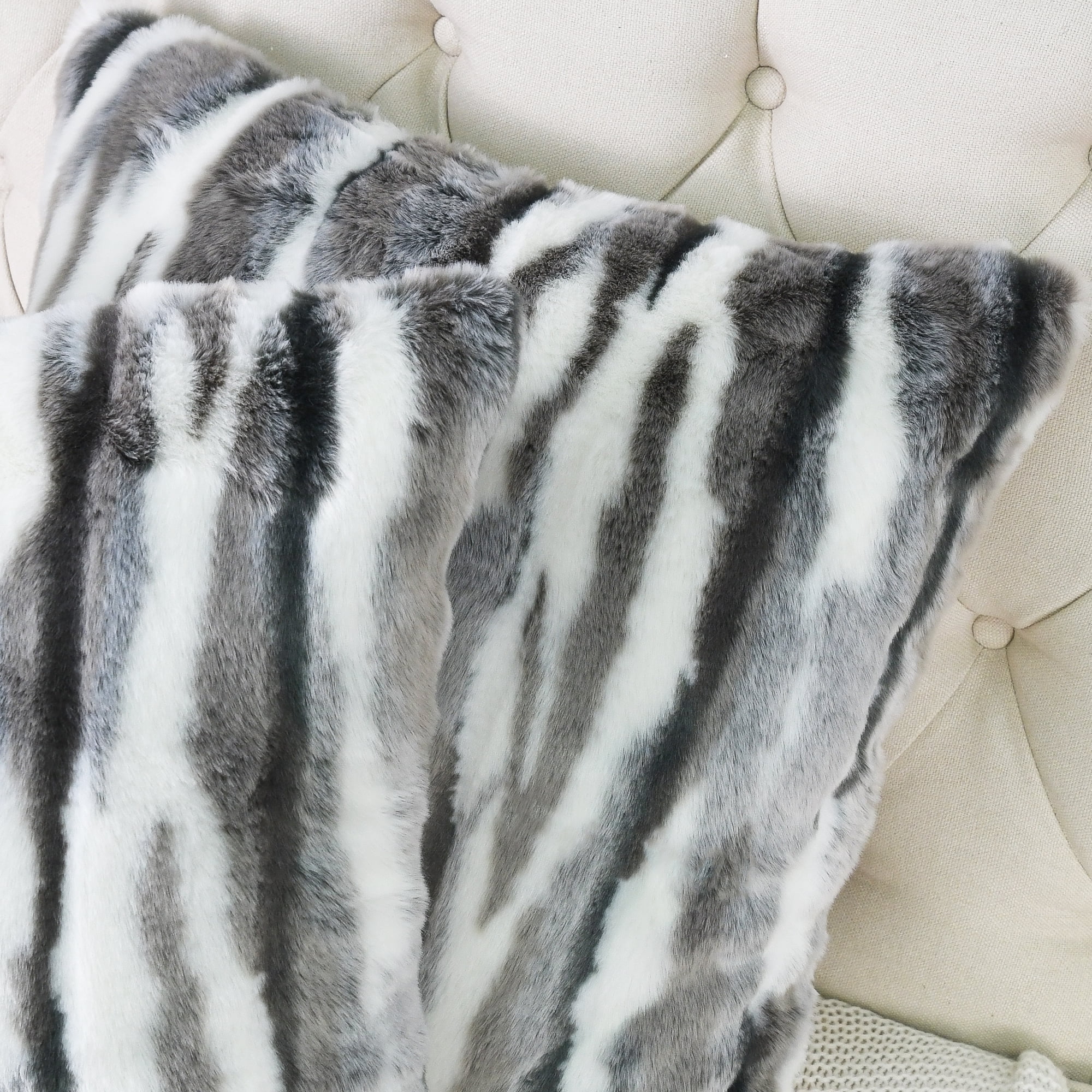 Home Soft Things Multi Jacquard Faux Fur Throw Pillow Cover 2pcs Set - Grey