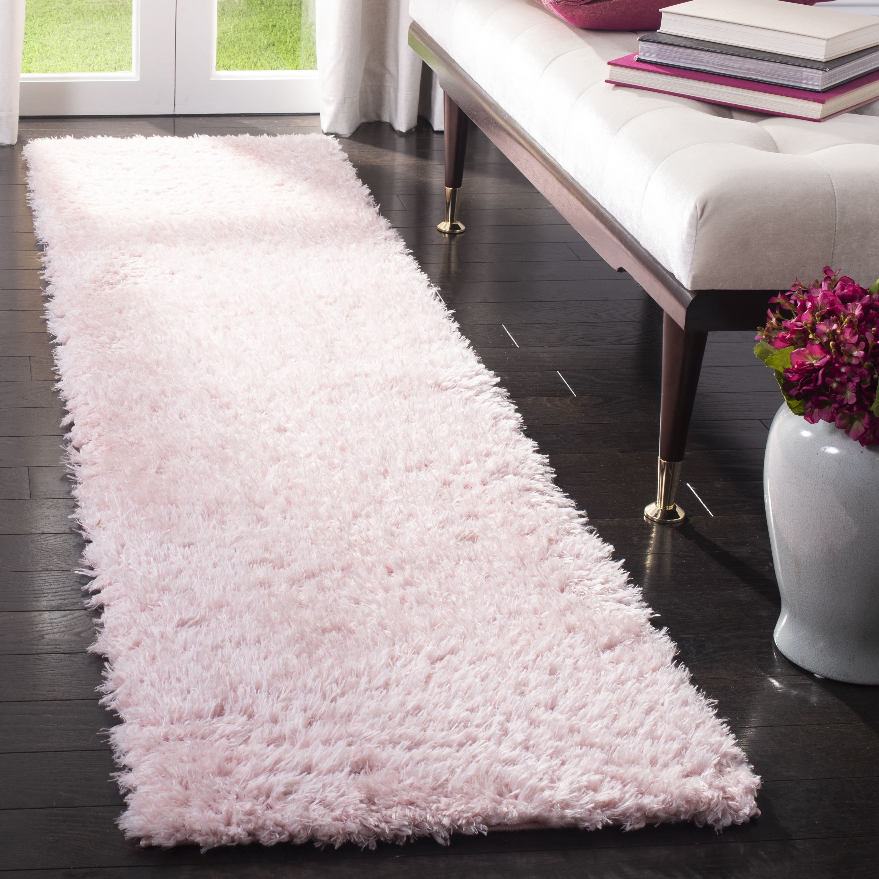 SAFAVIEH Madrid Miah Solid Polyester Shag Runner Rug, Blush, 2' x 12'