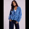 thumbnail image 4 of Suéter Tipo Cárdigan de Rayas Extragrande para Mujer, de Punto, con Botones, Larga y Hombros Caídos Azul L, 4 of 10