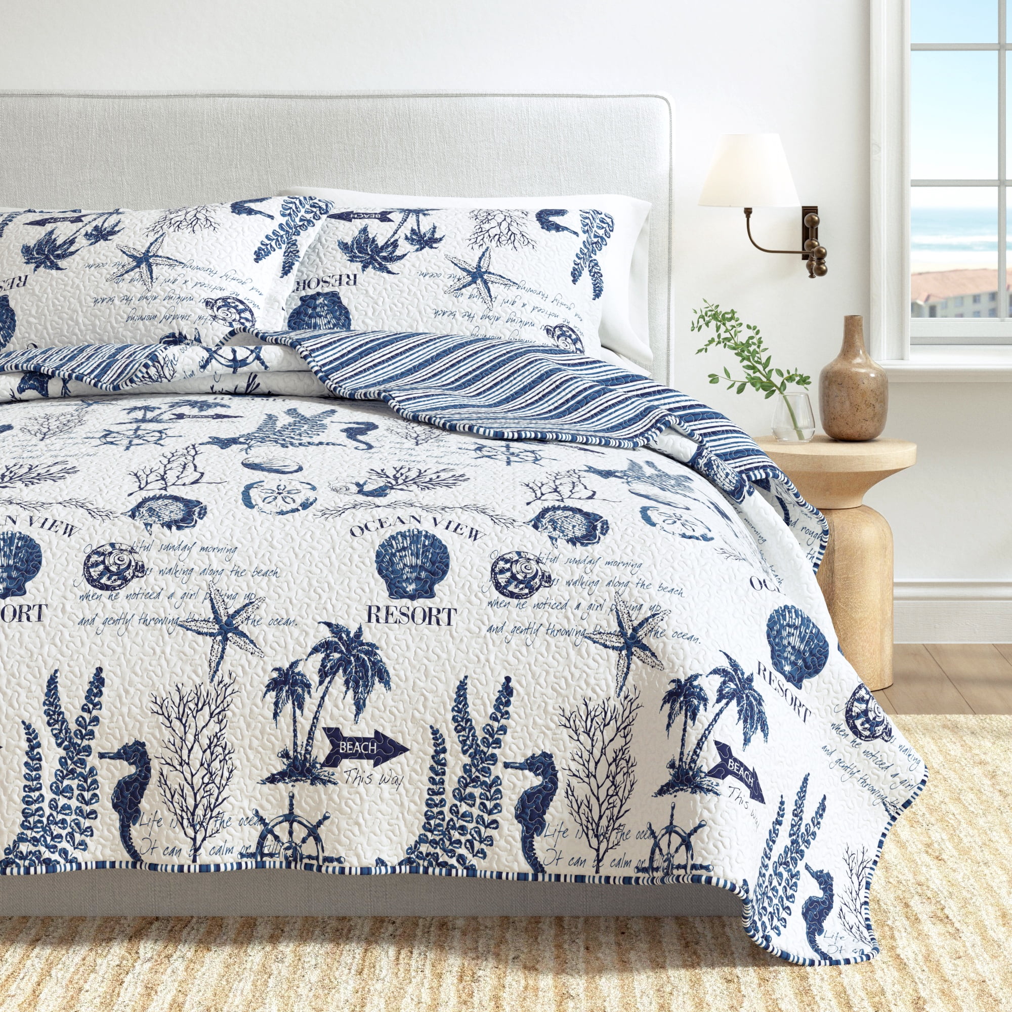 Great Bay Home Catalina Coastal 3-Piece Reversible Quilt Set, Queen