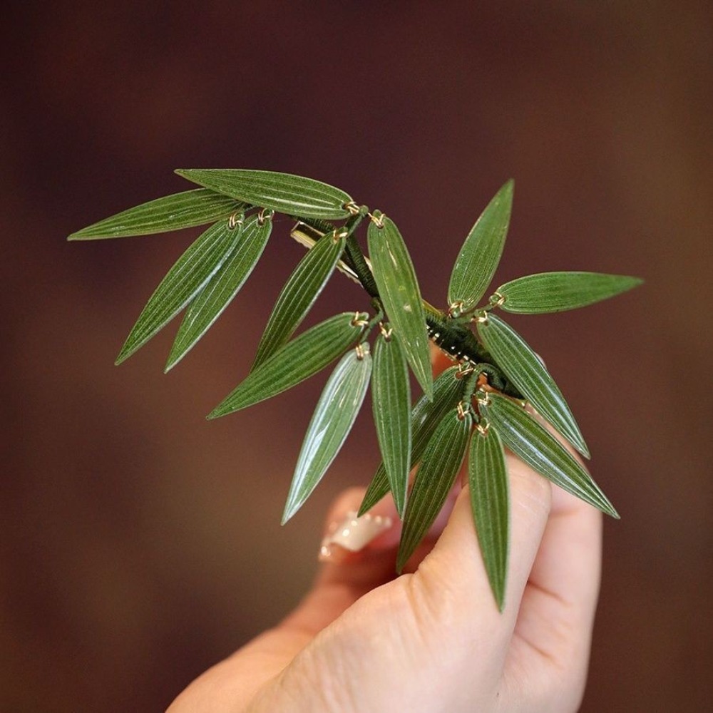 Chinese Bamboo Leaf Hair Clip For Women Elegant Accessory Beaded Design