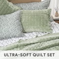 thumbnail image 4 of Juego de colcha RECYCO Luxury Velvet Full Queen con 2 fundas de color verde salvia, 4 of 6