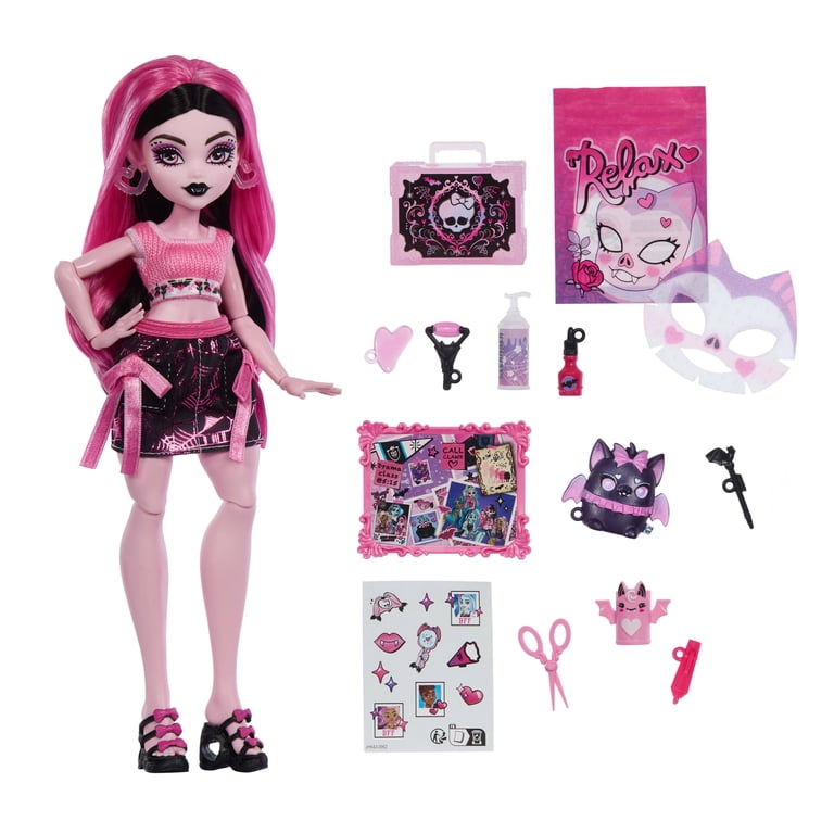 Monster High Self-Scare Secrets Draculaura Doll with 13