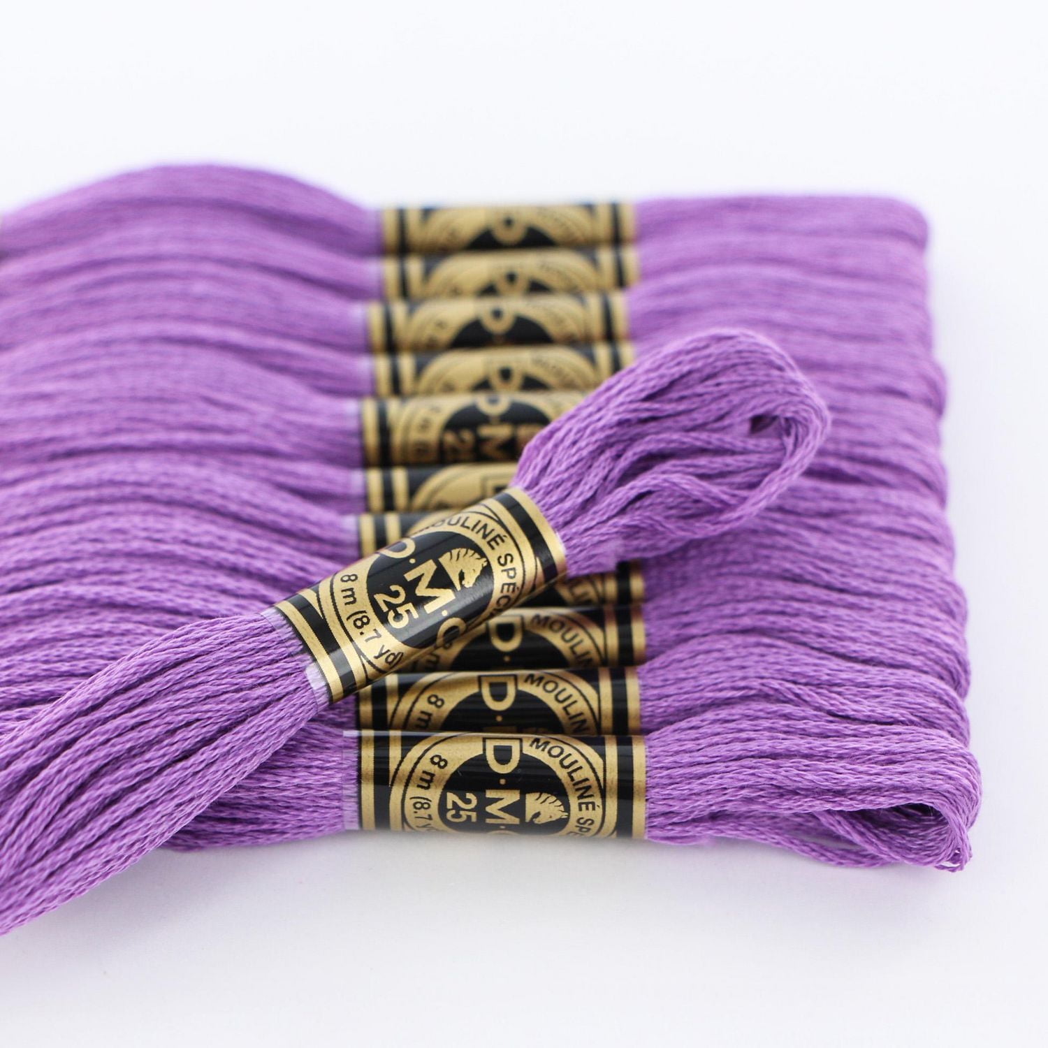 Fil à broder en coton DMC à 6 brins 8m – Fil en colon Violet 6 Brins