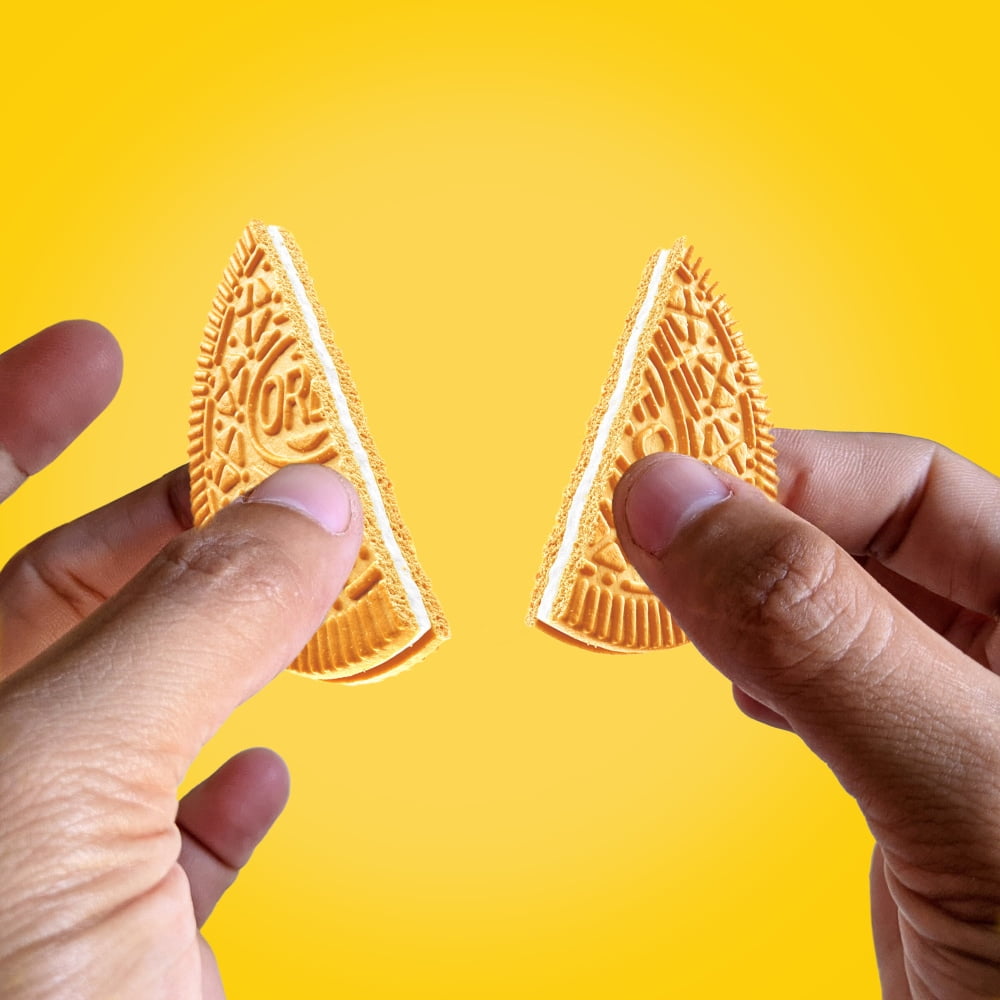 Pack of 3 OREO Thins Golden Sandwich Cookies Family Size, 11.78 oz (packaging may vary)