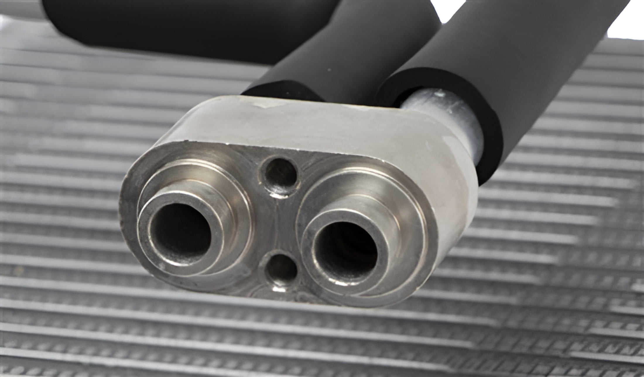 Four Seasons A/C Evaporator Core P/N:54935 Fits select: 2001-2006 HYUNDAI SANTA FE, 1999-2005 HYUNDAI SONATA