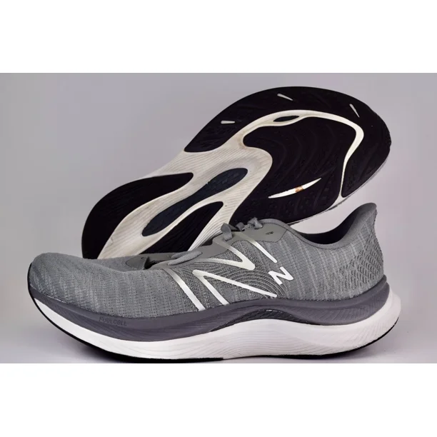 New Balance Mens FC Propel V4 MFCPRCG4 Gray Running Shoes Sneaker Size 10.5 D