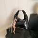 thumbnail image 4 of Bolso de media luna de diseño de nicho de alta gama para mujer, nuevo bolso de bola de masa, bolso de mano versátil para el día a día, bolso bandolera de hombro., 4 of 4