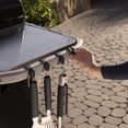thumbnail image 2 of Kit Organizador Weber con Toalla y Soportes para Basura, 4 Ganchos, 2 of 7