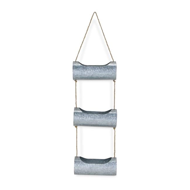 Cheungs 5623L Farmhouse Styled 3 Tier Wall Planter
