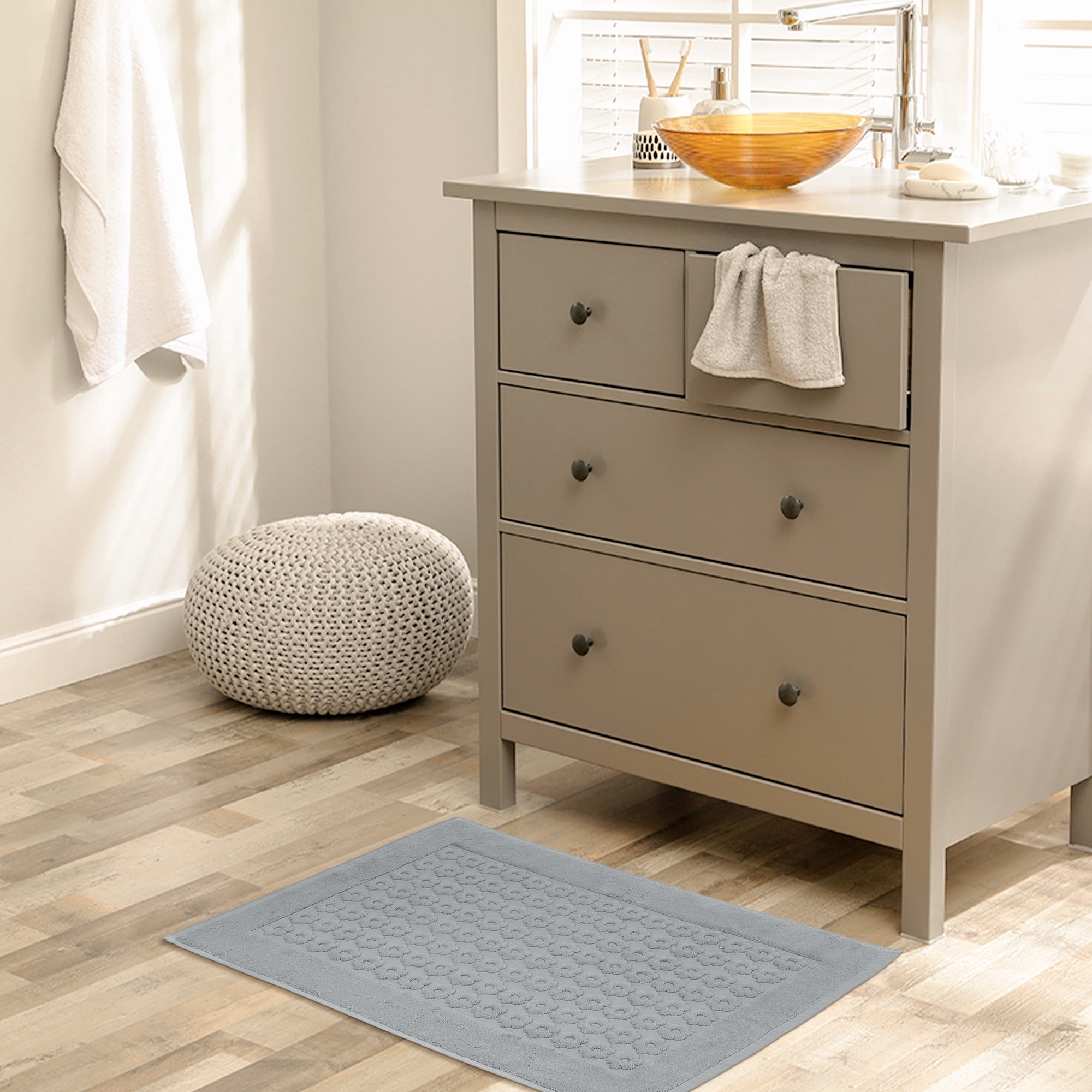 REGALWOVEN Luxury Bath Rug Towel, Cotton Absorbent Hotel Spa Shower Floor Mat for Bathroom Grey 16" x 24"