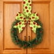 thumbnail image 4 of Bewildely 4 coronas navideñas estilo ondulado con pequeños adornos navideños. Ideales para ventanas y decoración navideña. Kits de decoración para fiestas Verde + Rojo 4 Uds., 4 of 6