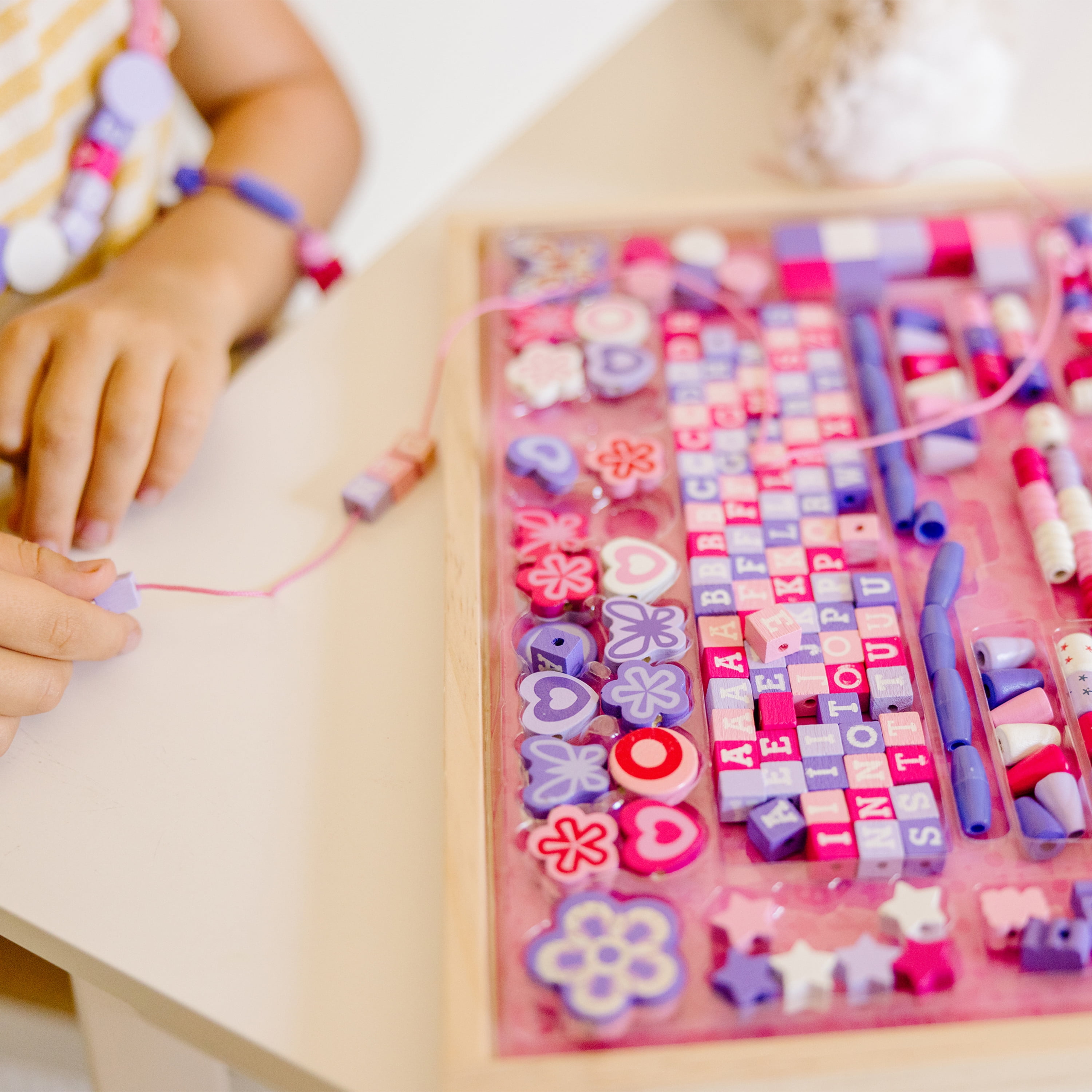 Melissa & Doug Sparkle & Shimmer Wooden Bead Set: 340 Beads and 12 Laces for Jewelry-Making