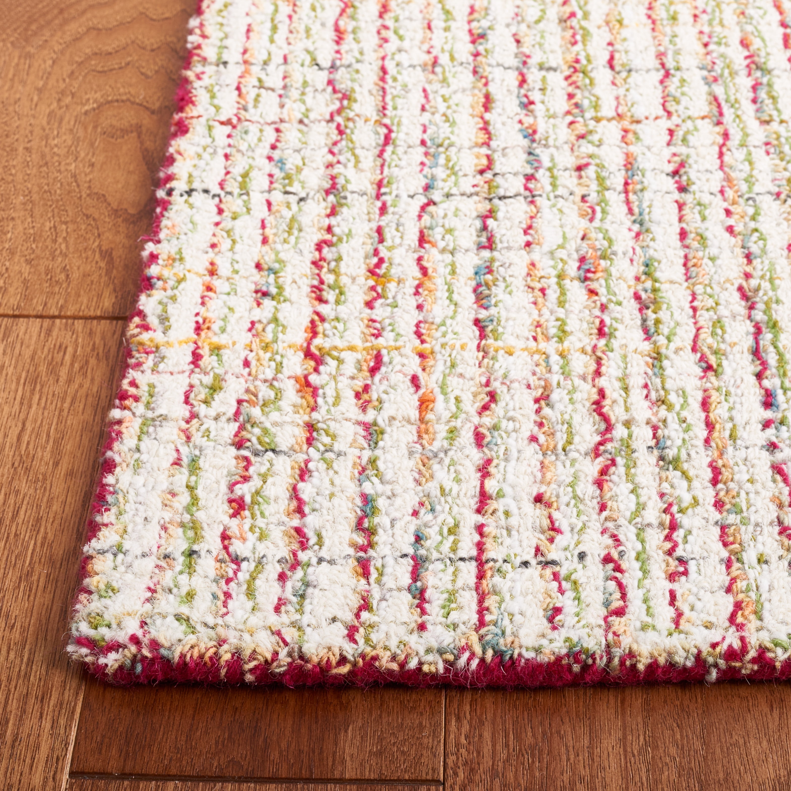Safavieh Handmade Abstract Germaine Stripe Wool Rug 6' x 9
