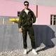 thumbnail image 3 of Conjunto deportivo y de ocio para hombre de talla grande de otoño e invierno, conjunto de dos piezas, conjunto de cárdigan de camuflaje con capucha empalmada para hombre, 3 of 5