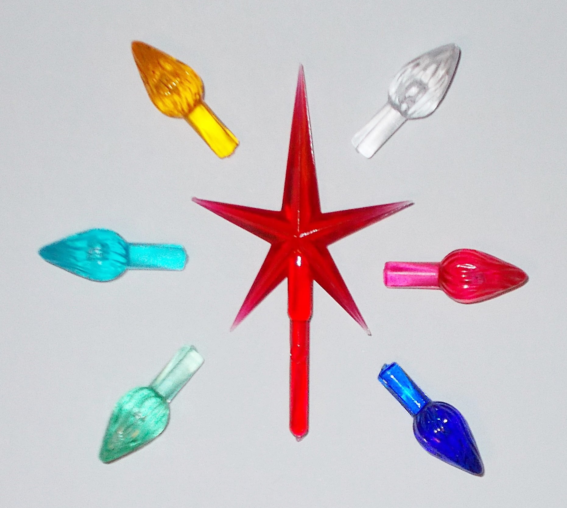 Ceramic Christmas Tree Bulbs and Red Star Medium Twist Light