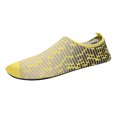 thumbnail image 3 of Zapatos de Agua Unisex Zapatos de Yoga Flexibles Zapatos de Playa Patrón de Banderas de Baño - se describe + se describe, 45-46 amarillo Sunnimix Zapatos para el agua de la piscina, 3 of 8
