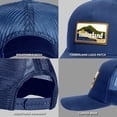 thumbnail image 3 of Gorra Trucker Timberland Mountain Patch para Hombre en Denim Oscuro, 3 of 3