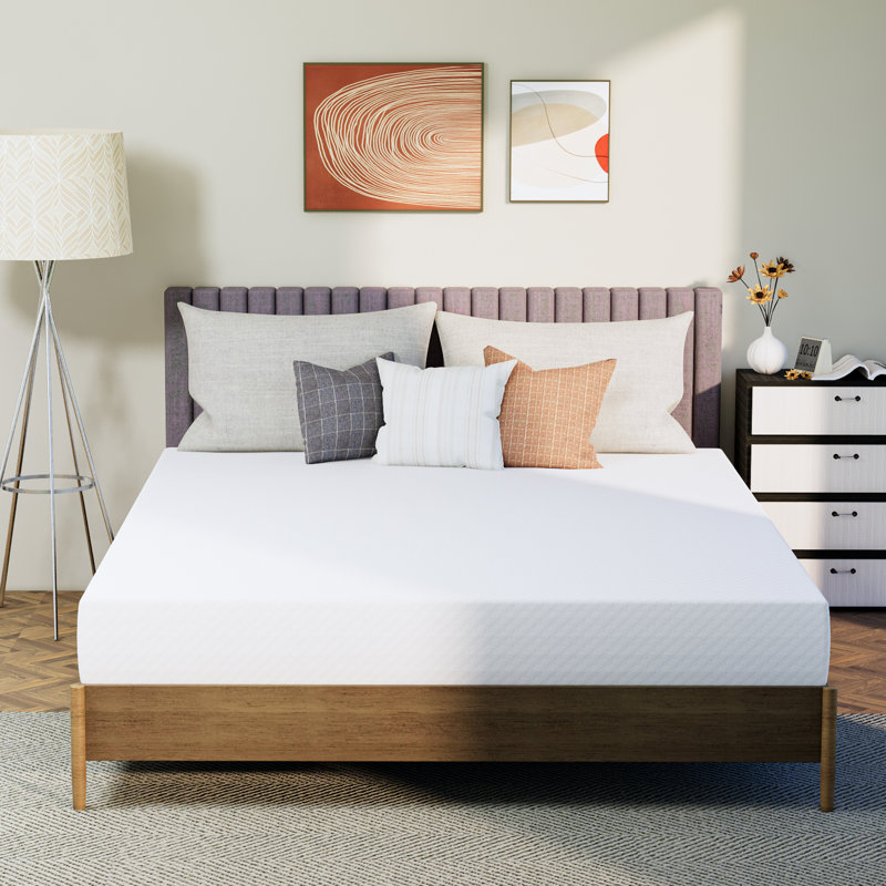 GAESTE 8 Queen Memory Foam Mattress, Cooling Gel, Medium Firm Support, Pressure Relief, Breathable Cover, Mattress in a Box, Adult and Child