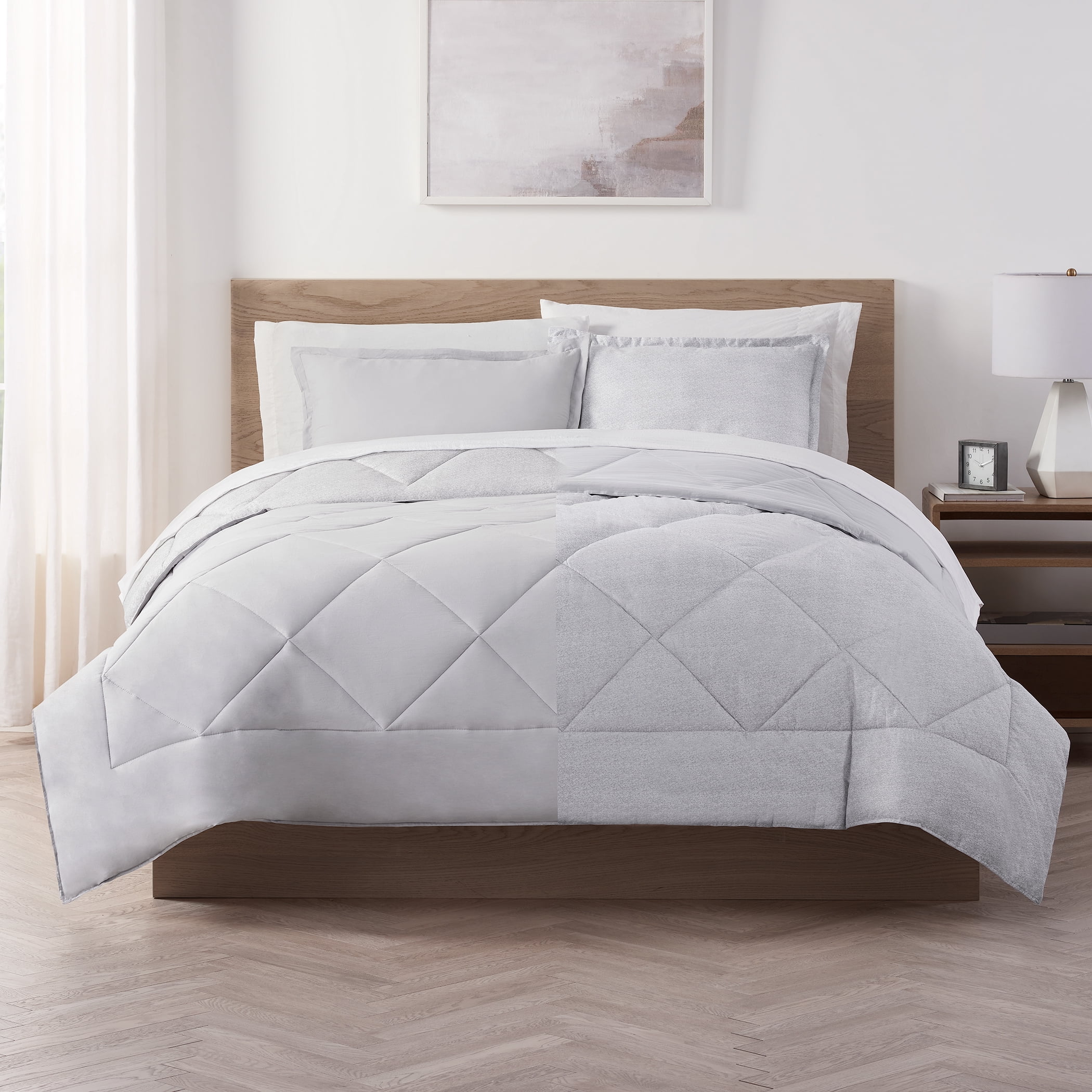 Serta Supersoft Light Gray Solid Reverse to Print Comforter Set, Twin/Twin XL (2-Piece)