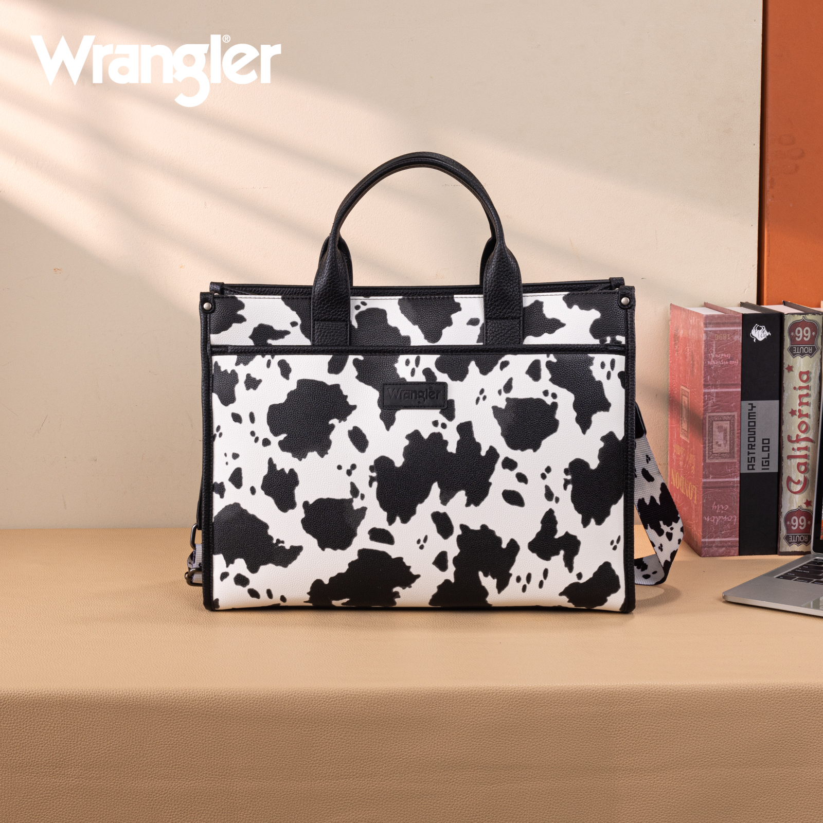Wrangler Laptop Bag for Women 15.6 Inch Vintage Work Messenger Bag for Business Briefcase Handbag with Adjustable Shoulder Strap, Cow-Black