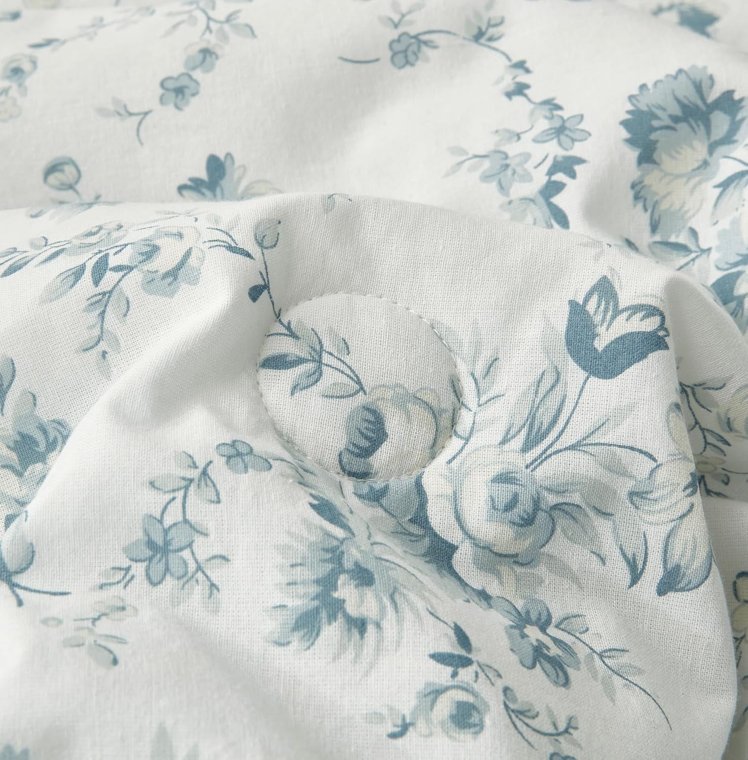 Chezmoi Collection Gigi 2-Piece Washed Cotton Comforter Set Twin Size, Elegant Blue Ivory White Floral Printed Bedding Set Reversible Lightweight Comforter for All Season