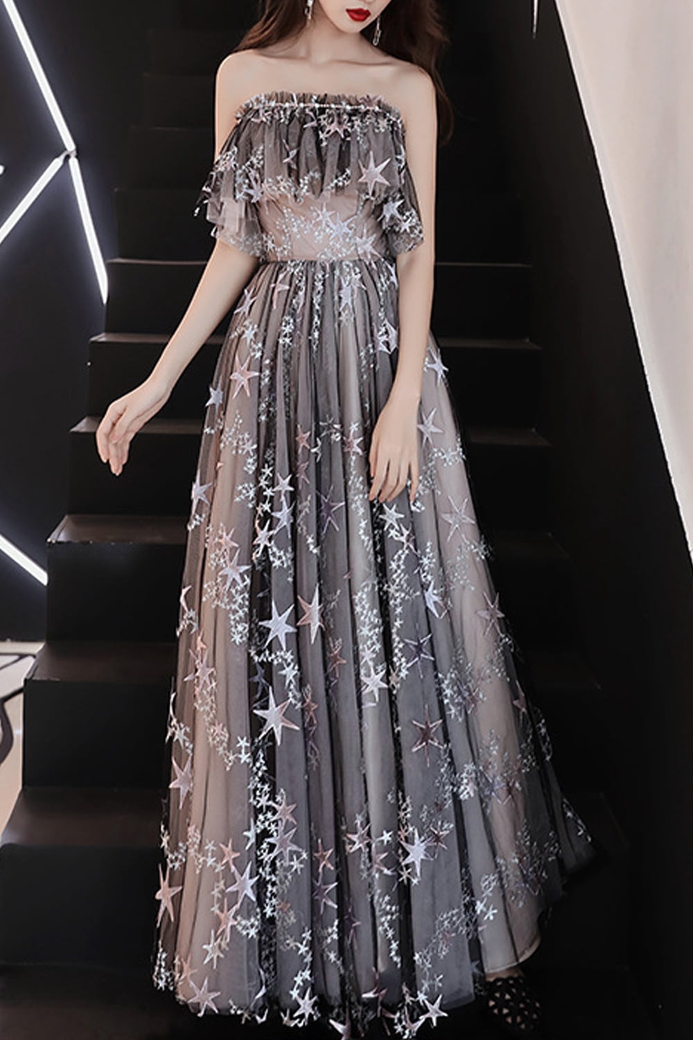 Women Pretty Star Embroidered Long Thin 