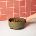 thumbnail image 2 of Waggo Uplift Cuenco de cerámica para perros para razas pequeñas, medianas y grandes, pesado y duradero, plato de comida y agua para mascotas, apto para lavavajillas, comedero elevado moderno (oliva gr, 2 of 5