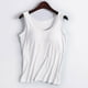 thumbnail image 3 of Camiseta deportiva sin mangas de color liso para yoga para mujer: almohadilla en el pecho, sin aros, tirantes anchos, camiseta sin mangas informal, cuello redondo, ropa de verano, 3 of 3