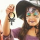 thumbnail image 3 of Decoraciones de Halloween, Adornos de Halloween, Regalos de Halloween, Etiqueta colgante decorativa de 26 letras de Halloween, Etiqueta colgante de araña con colgante, 3 of 4