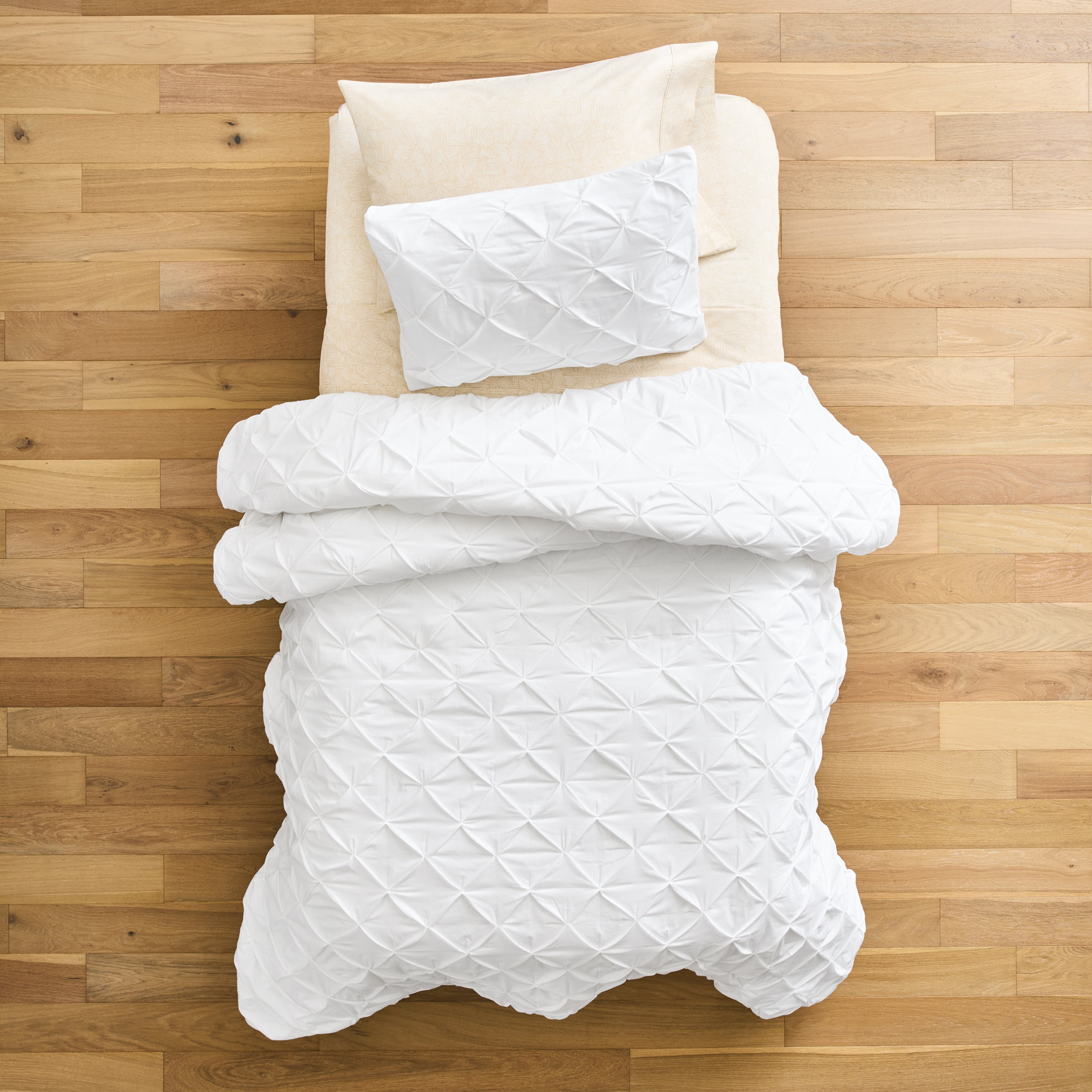 Better Homes & Gardens 2-Piece Arctic White Pintuck Comforter Set, Twin/Twin-XL