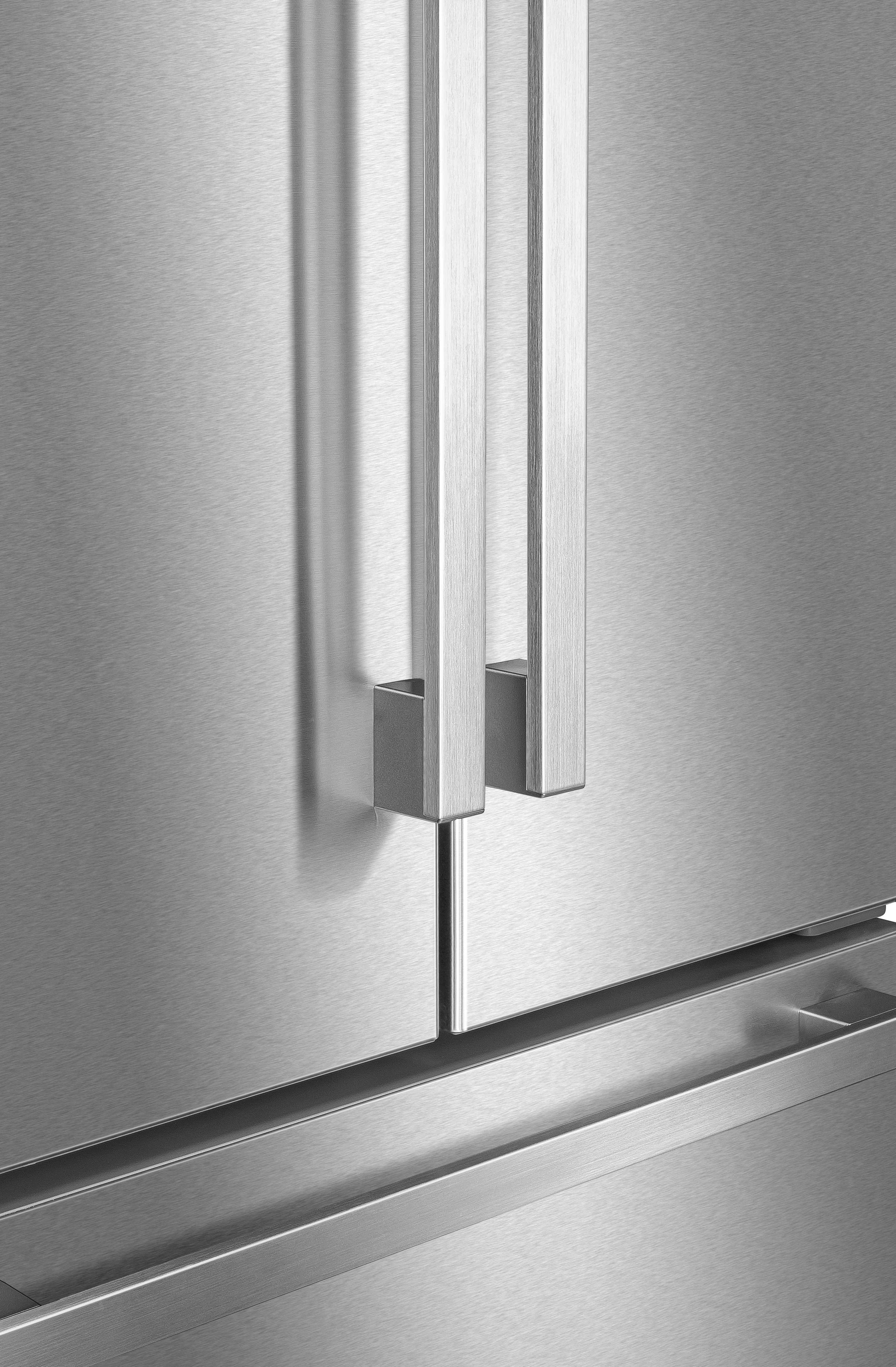 Mora 21 Cu ft French Door Refrigerator Silver Model MRF206N6BSE - image 3 of 24