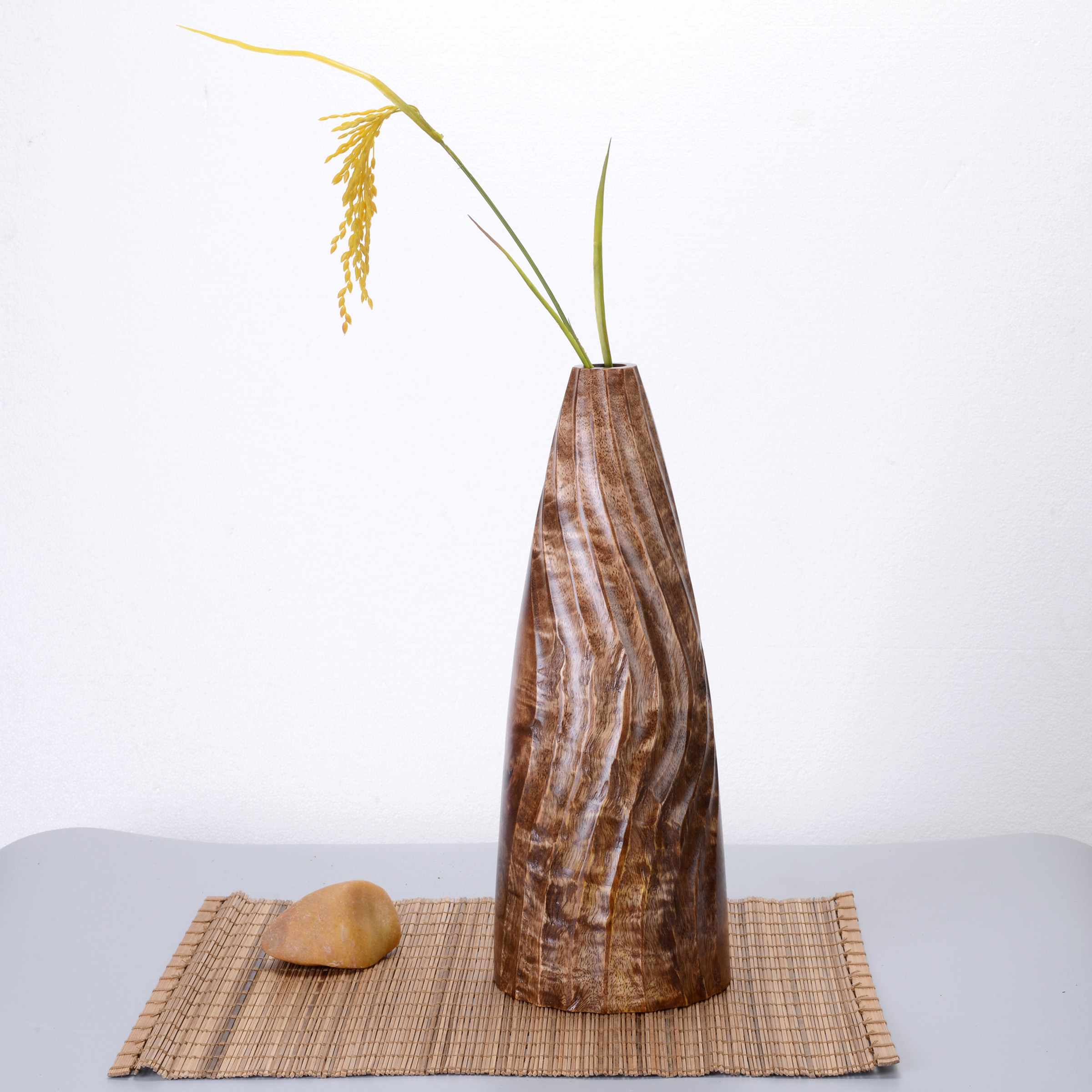Villacera Handmade 15? Tall Brown Tapered Mango Wood Vase | Decorative Wave Carved Cylinder Vases | Eco-Friendly and Sustainable Wood