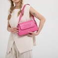 thumbnail image 4 of Bolso Mano Pequeño Cuadrado Compras para Mujer Con Solapa Charol PU, 4 of 9