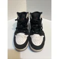 thumbnail image 3 of A i r-Jor-dan 1 Mid SE Varsity Purple Court Sneakers Size 6Y BQ6931-105, 3 of 5