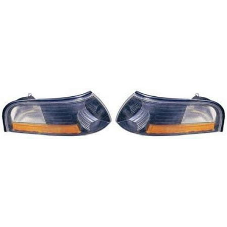 Go-Parts - PAIR/SET - OE Replacement for 2003 - 2006 Mercury Grand Marquis Corner Light Assemblies / Lens Cover - Left & Right (Driver & Passenger) Replacement For Mercury Grand Marquis