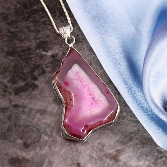 Gems N Jewels Handmade Pink Agate Pendant 925Steling Silver Jewelry For Men/Women