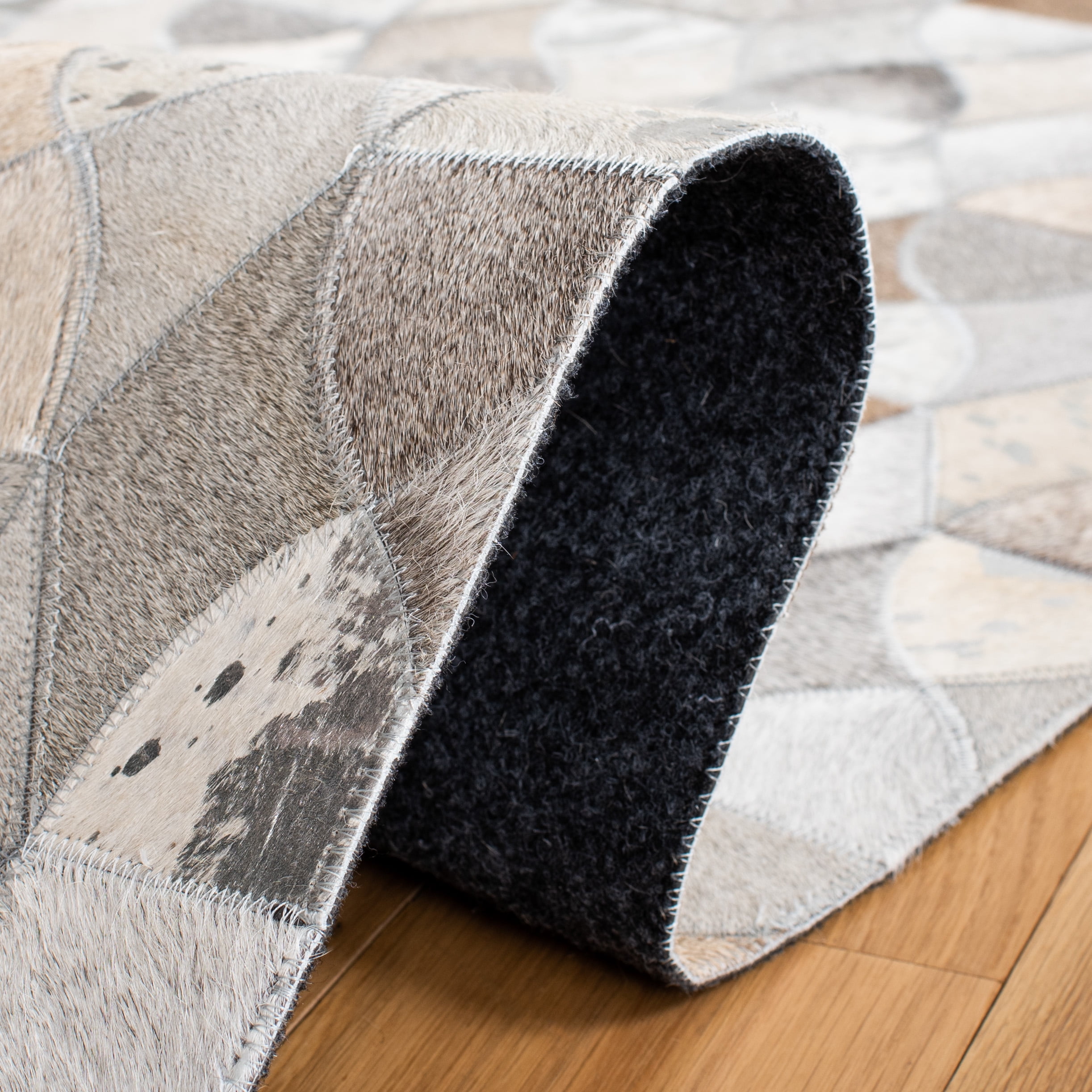 SAFAVIEH Studio Leather Albina Geometric Area Rug, Ivory/Grey, 8' x 10'